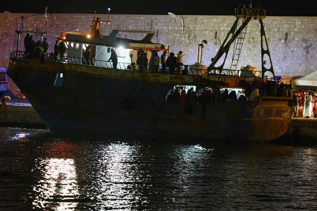 Italys Coast Guard Rescues Over Migrants Free Malaysia Today Fmt