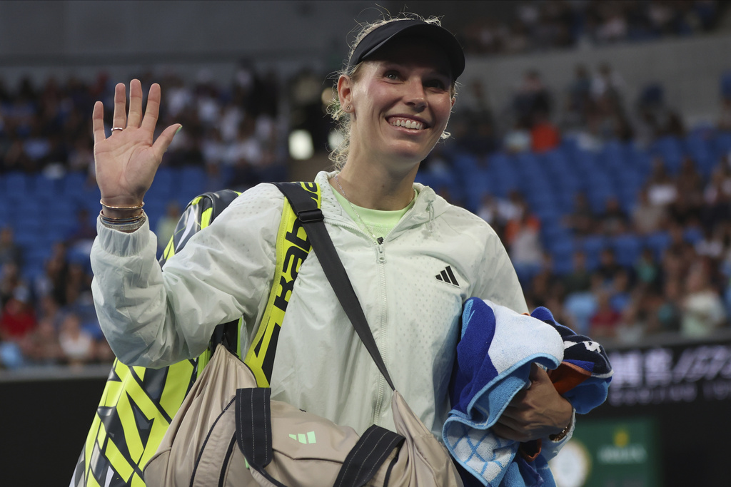 Wozniacki Enters 2nd Round Of Australian Open As Linette Retires FMT