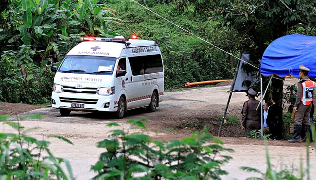 All 12 Boys, Soccer Coach Rescued From Flooded Thai Cave | FMT