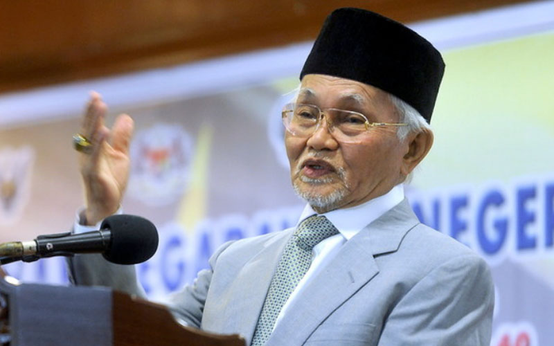 Taib: a virtuoso of subtle divide-and-rule