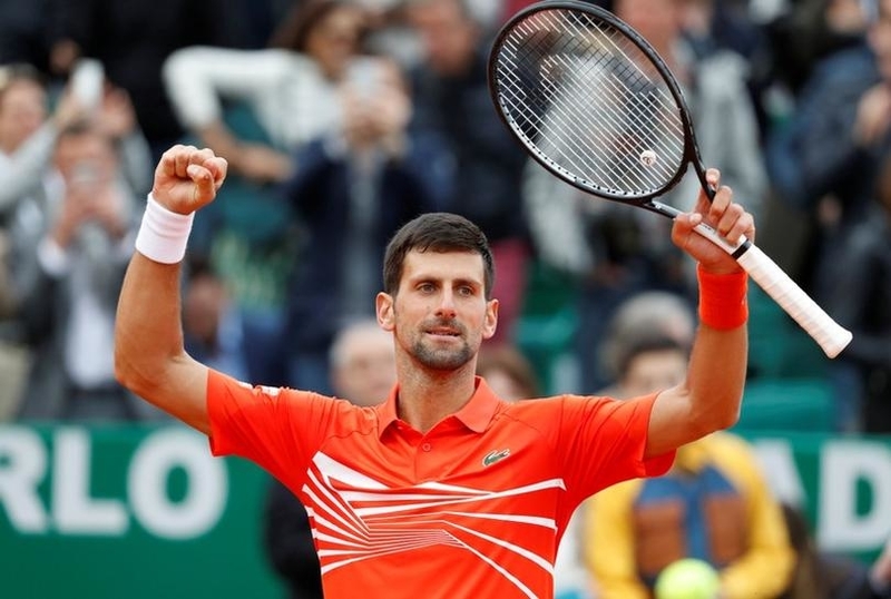 Djokovic saunters into French Open fourth round FMT