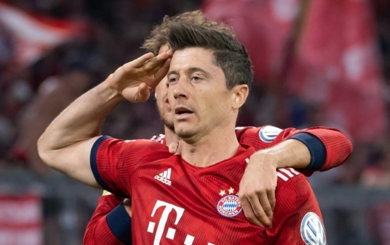 Lewandowski extends Bayern deal to 2023