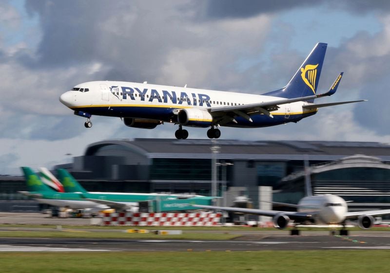 Ryanair quarterly profit dives 93% on higher fuel cost