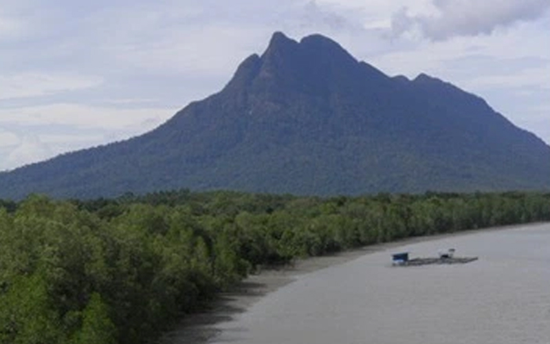 Mount Santubong: Legendary Mountain Of A Princess | Free Malaysia Today ...