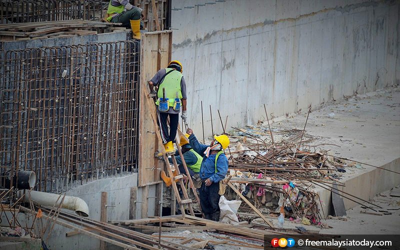 Employers Get Ministry Approval To Rehire Foreign Workers | FMT