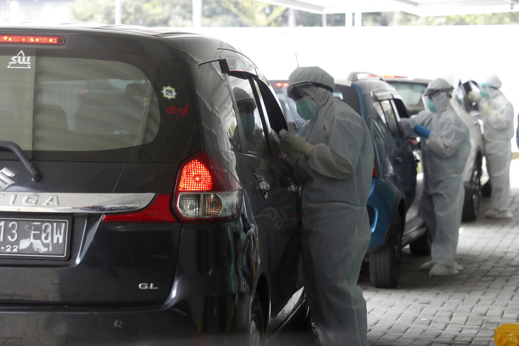 Indonesia advises halt on virus testing to save for ‘long war’ | FMT