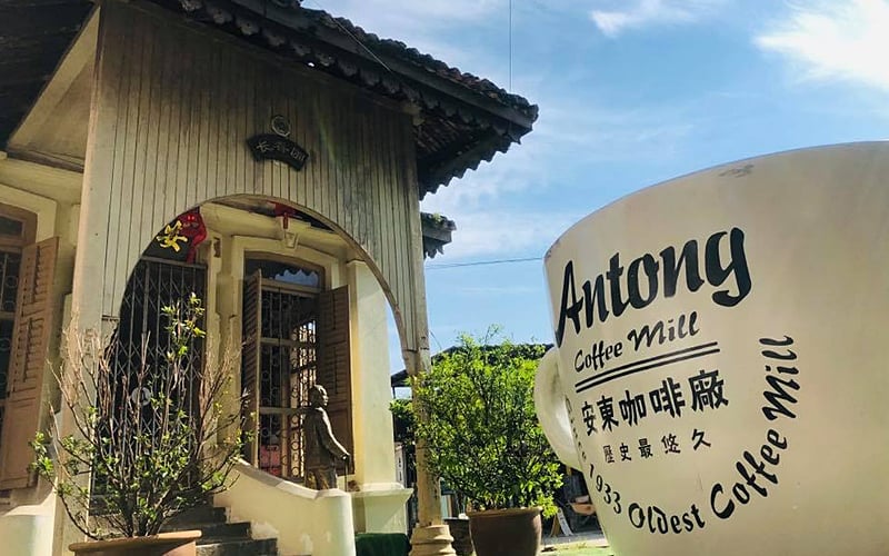 Malaysian mill makes coffee the oldfashioned way Free Malaysia Today