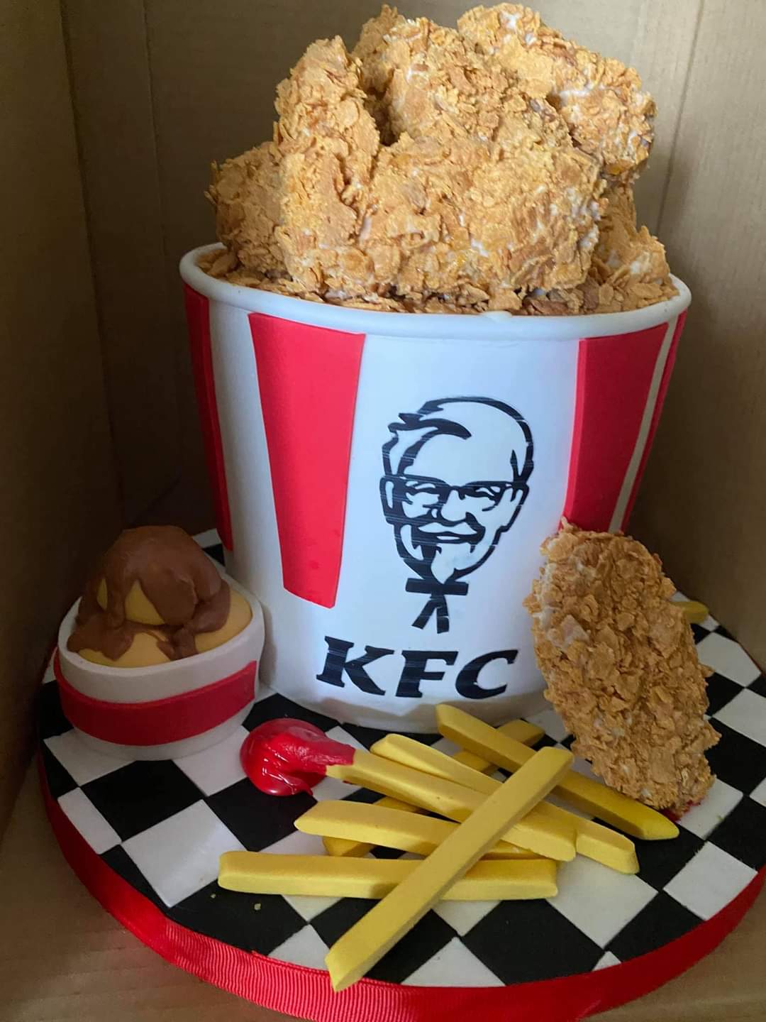 Fried Chicken Shop Theme Cake | Farah's Dessert Heaven – FARAH'S DESSERT  HEAVEN