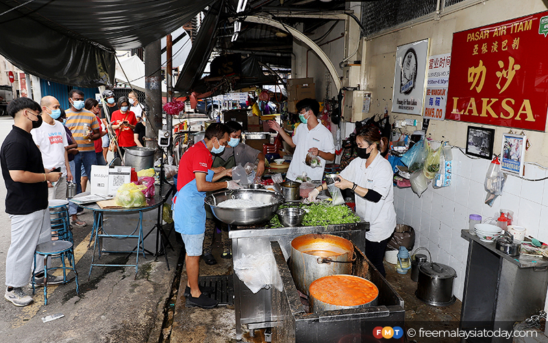 Penang Street Food Sizzles – And You Know It 