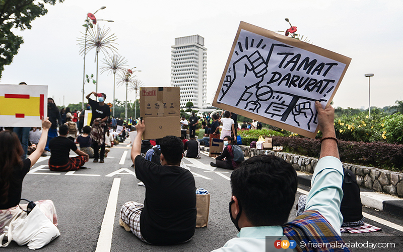 Police To Quiz 90 Who Attended Parliament Protest Rally | FMT