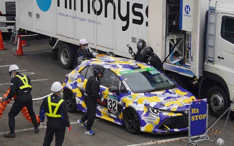 Toyota’s ‘hydrogen engine’ car roars through 24hour enduro FMT