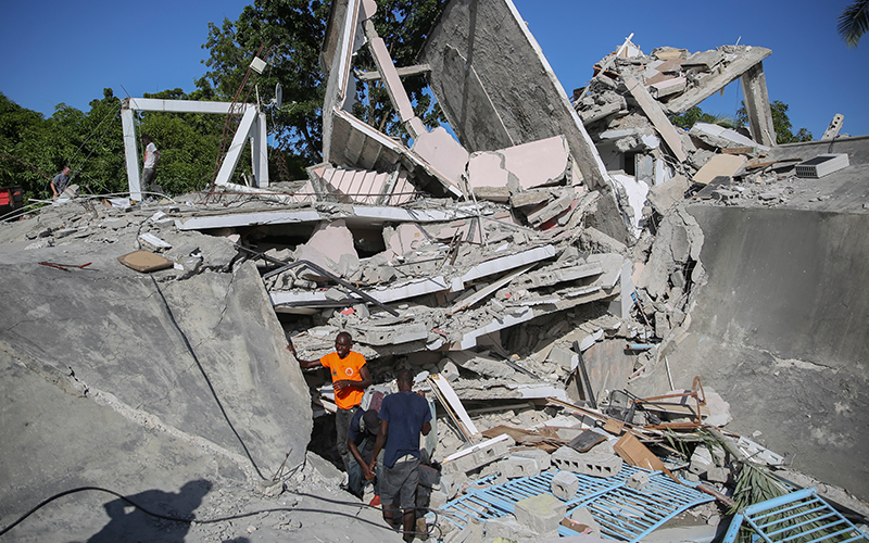 Over 300 Killed In Haiti Quake As Rescuers Race To Find Survivors ...