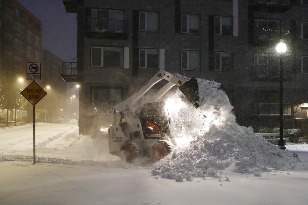 Powerful Winter Storm Slams Into Eastern US | FMT