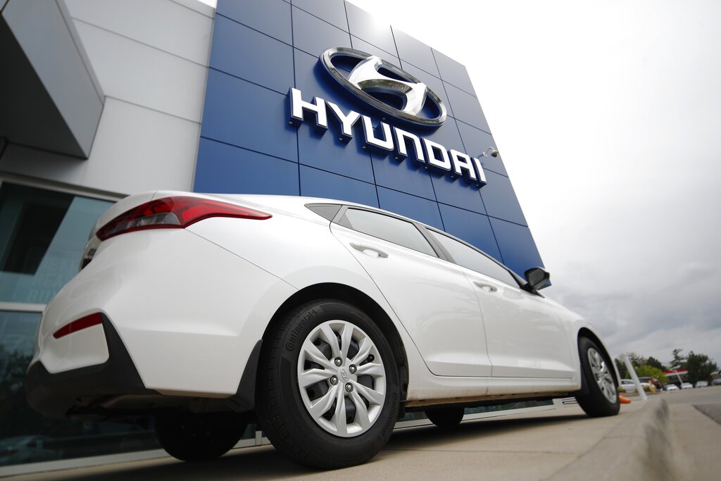 Hyundai to offload sole Russian plant as sales plummet to 6 units