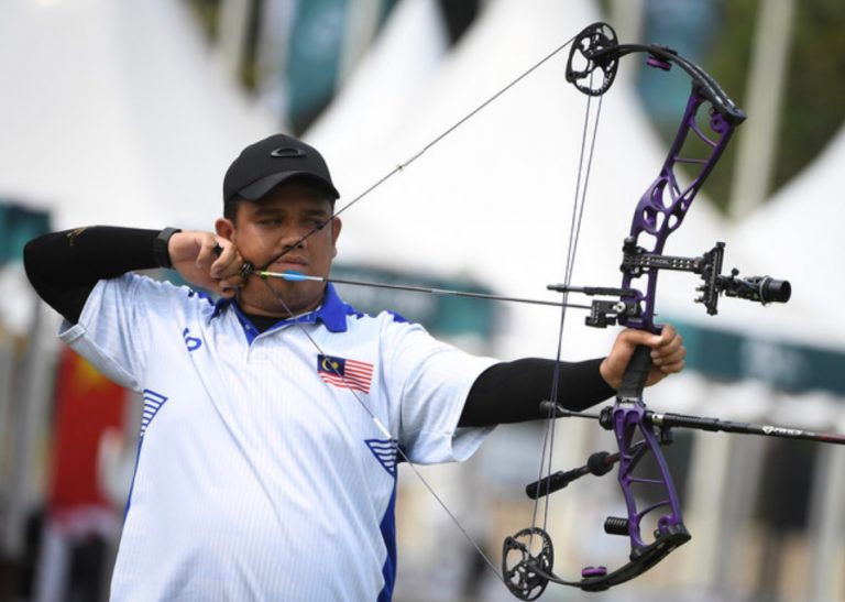 Men’s compound archery team misses out on gold by single point | Free ...