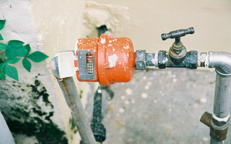 8 reasons for low water pressure in your home FMT
