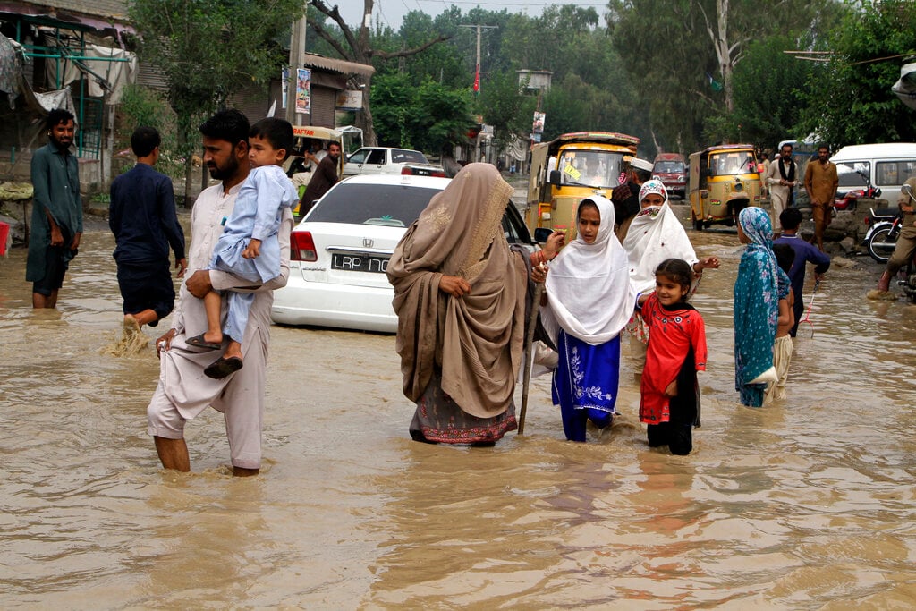 Pakistans Monsoon Flooding Death Toll Tops 1000 Fmt 9242