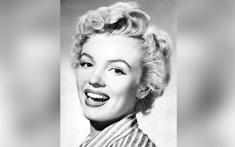 MarilynMonroe and her Iconic Photo – OUT OF ONE'S COMFORT ZONE