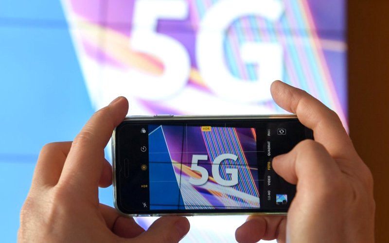 Plan to divest DNB shares will benefit 5G industry, says economist