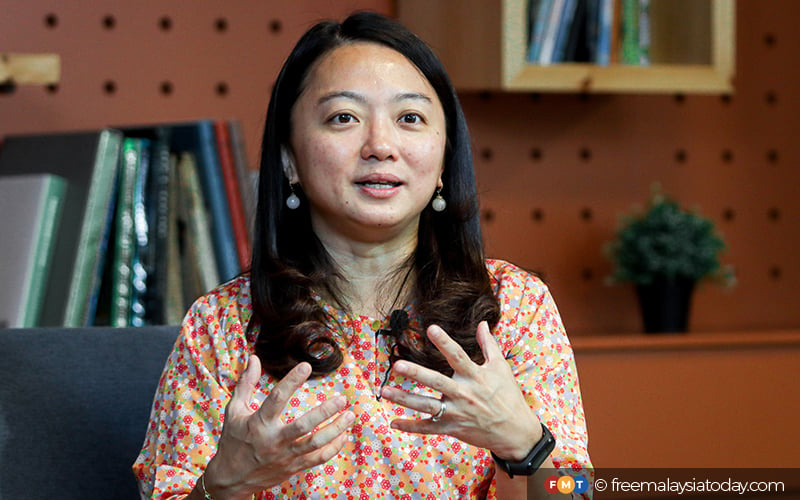 Okay For Some DAP Leaders To Be MP And Assemblyman, Says Yeoh | FMT