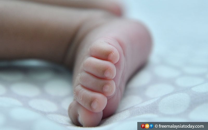 Foreign woman held after baby girl dies at nursery