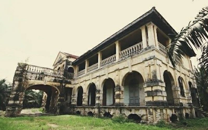 Boo! 5 of the most haunted places in Malaysia, supposedly | FMT