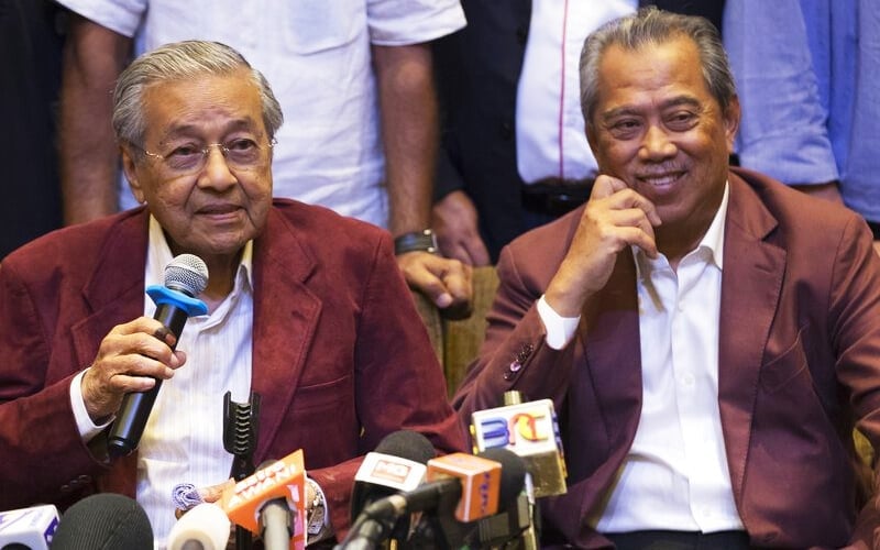 I’m willing to forget Muhyiddin’s ‘betrayal’, says Dr M on offer to PN ...