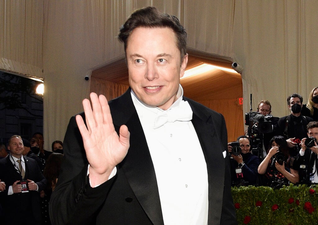 Elon Musk Tops World’s Rich List With US$192bil | FMT