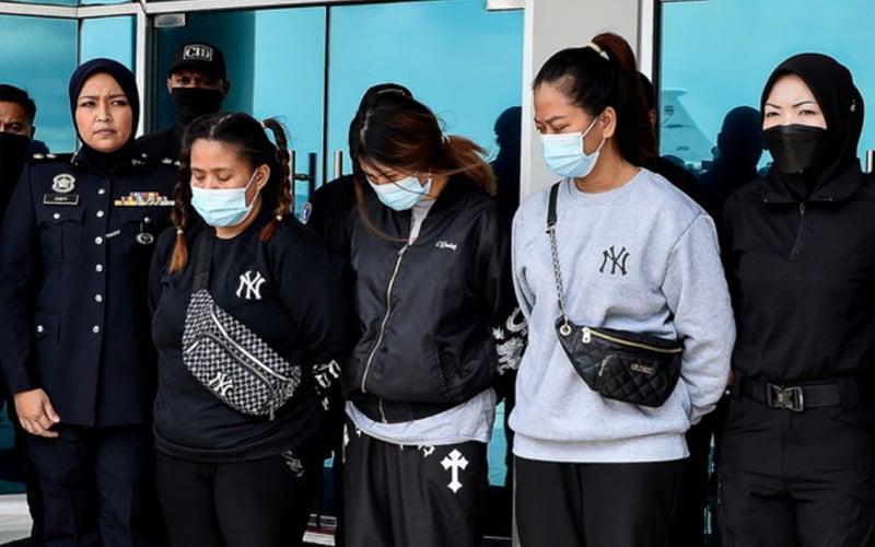 Police Deport 3 Thai Women In Human Trafficking Case | FMT