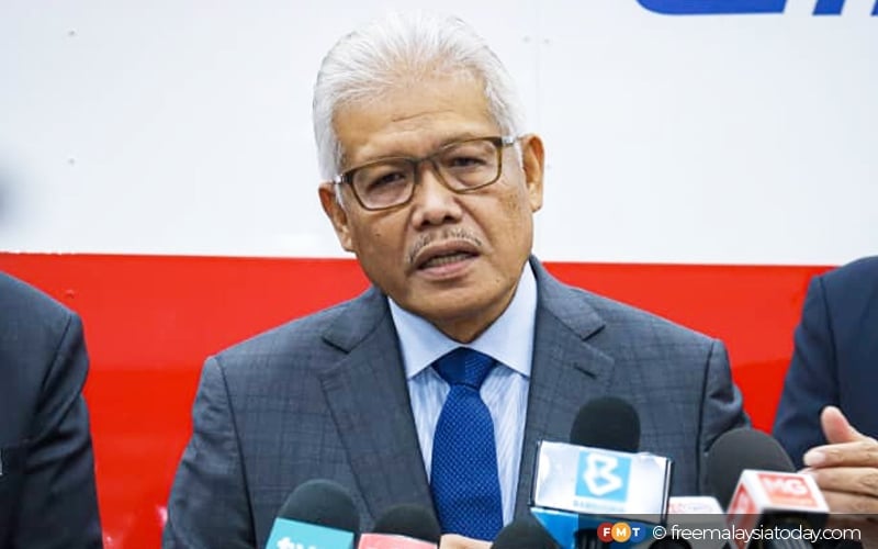 Anwar Says Not Informed About LHDN Raid On Hamzah s Home FMT anwar-says-not-informed-about-lhdn-raid-on-hamzah-s-home-fmt