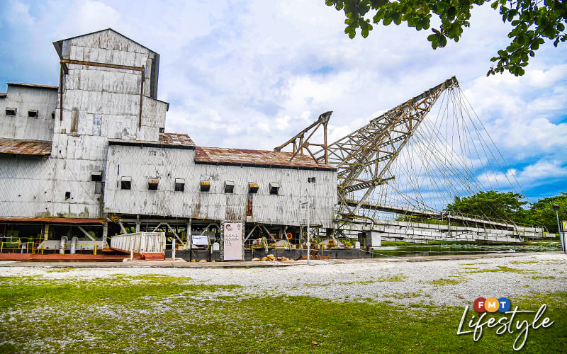 Tanjung Tualang Tin Dredge Tt Secebis Zaman Kegemilangan Bijih Timah