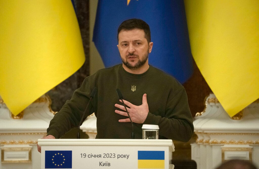 Zelensky Promises To Swiftly Confront Corruption In Ukraine | FMT