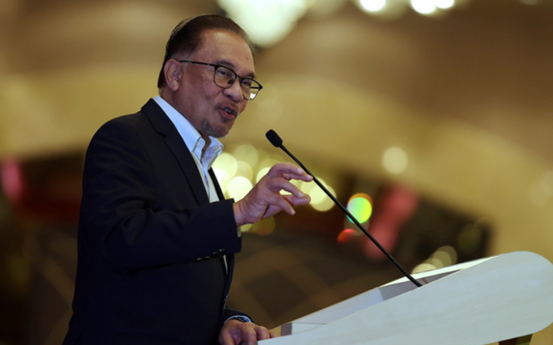 Firms bidding for govt tenders should remain anonymous, says Anwar