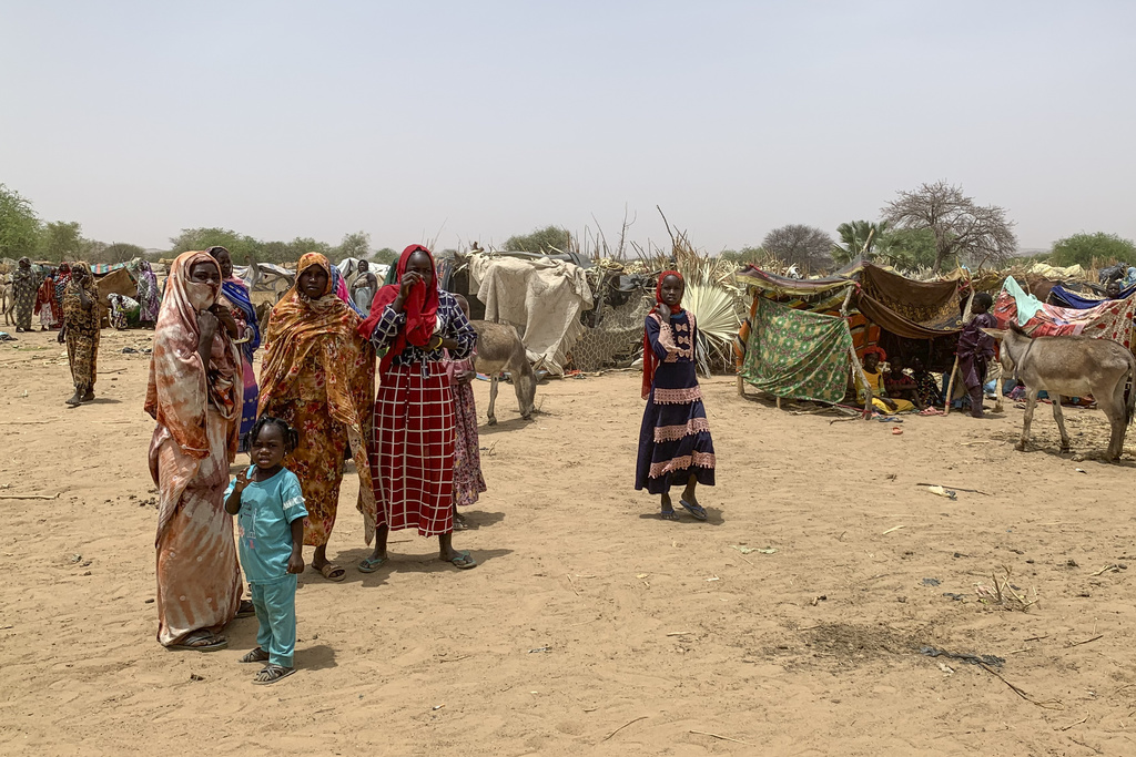 Fleeing Sudan, Refugees In Chad Give Birth Alone, Shelterless | FMT