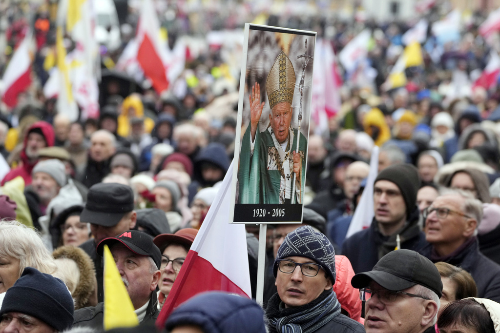 Demonstrators In Poland Defend Late Pope John Paul II | FMT