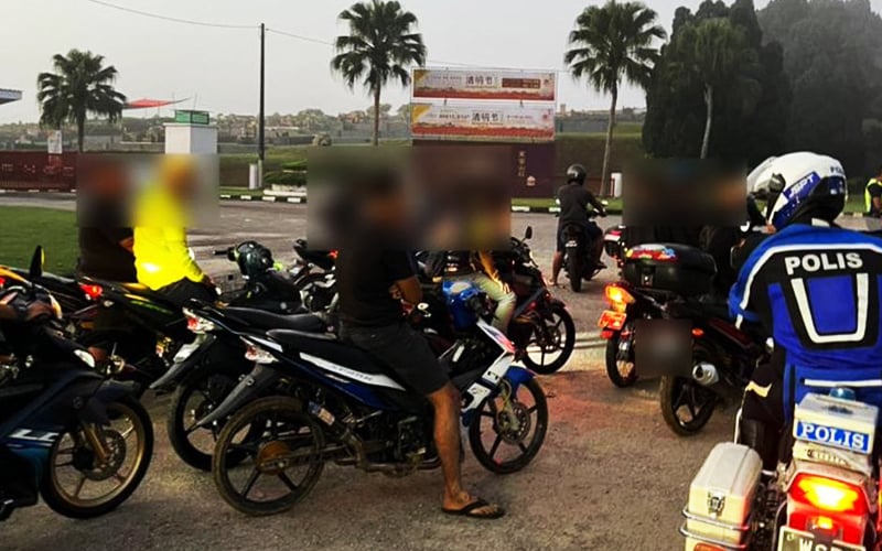 57 Mat Rempit Hiding In Oil Palm Estate Give Up For Aidilfitri ...