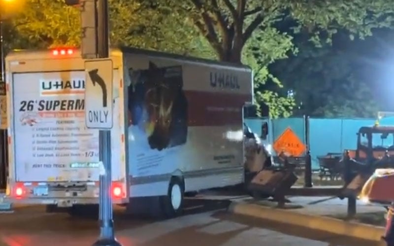 uhaul crashes near white house