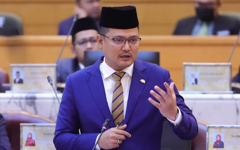 Johor exco member denies issuing support letter for father