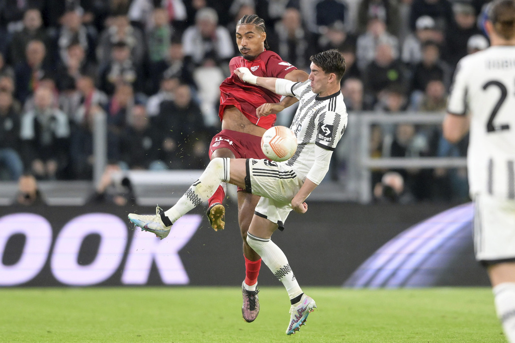 Gatti’s last-gasp header earns Juventus draw with Sevilla