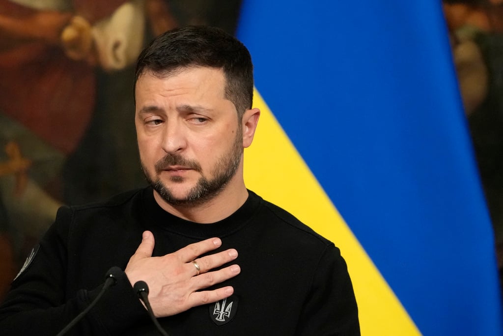 Zelensky Arrives In Germany As Ukraine Prepares Counter-offensive ...