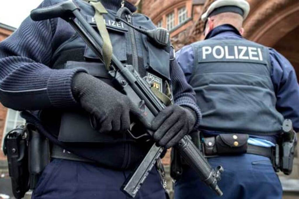 Dozens Arrested In Germany In European Probe Of Italian Organised Crime