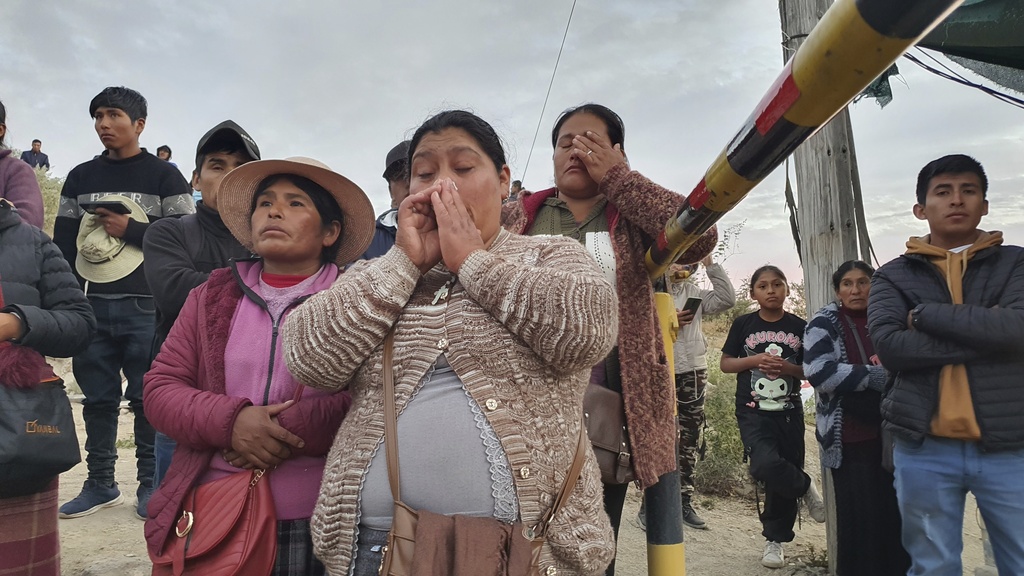 9 killed in raid by armed men on Peru’s Poderosa mine