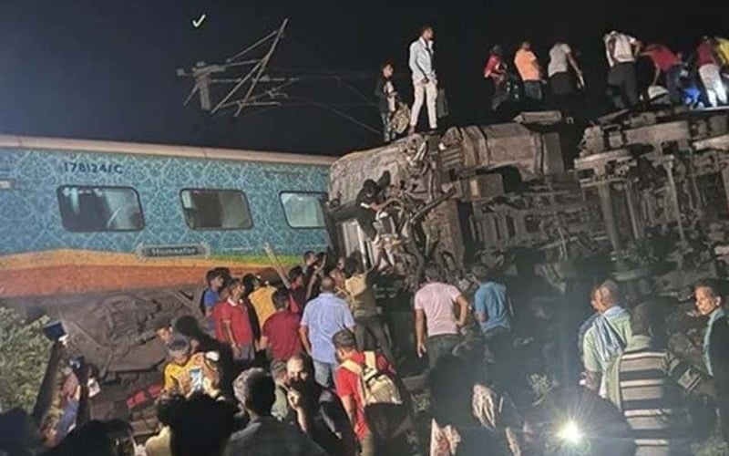 Hundreds dead, more injured in India’s massive train crash Free