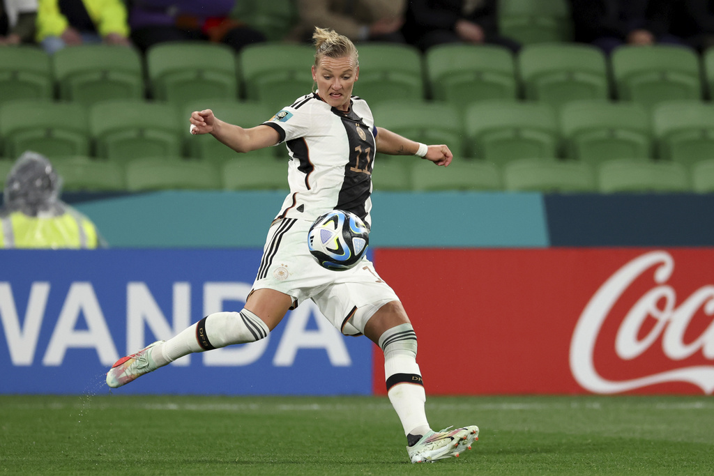 Popp bags brace as Germany smash Morocco 6-0