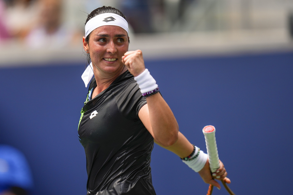 Jabeur physical struggles, reaches US Open second round