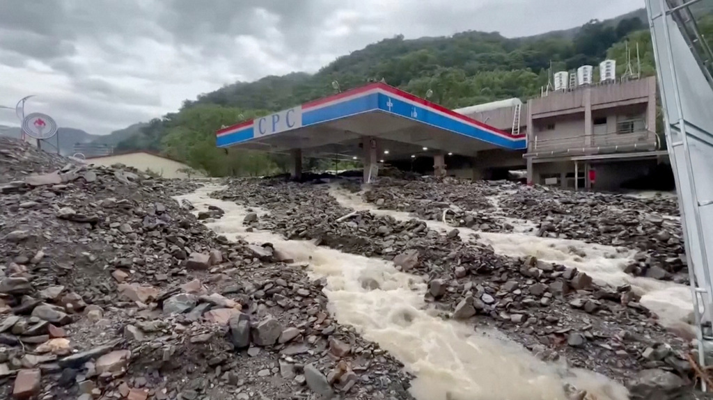 Typhoon Khanun Triggers Floods And Landslides In Central Taiwan Fmt