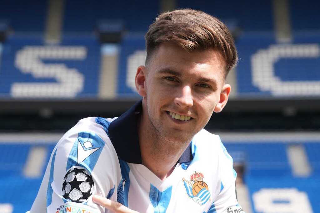 Sociedad sign defender Tierney on loan from Arsenal