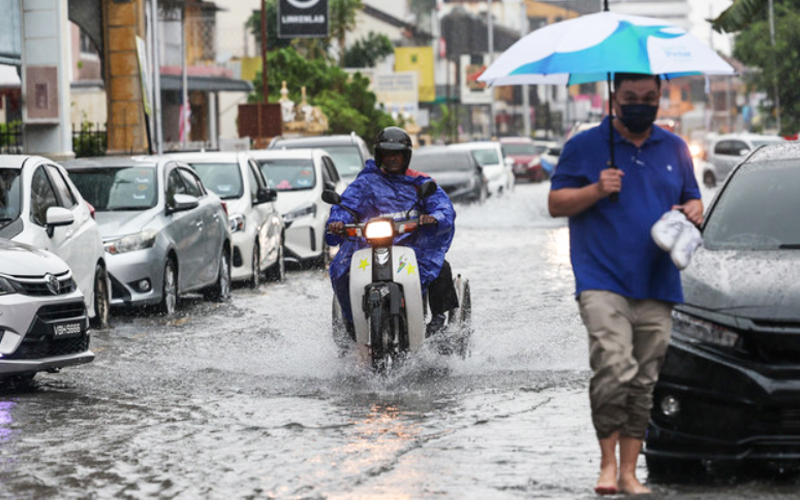 Banjir Kilat Akibat Hujan Lebat Di Beberapa Kawasan P Pinang | Free ...