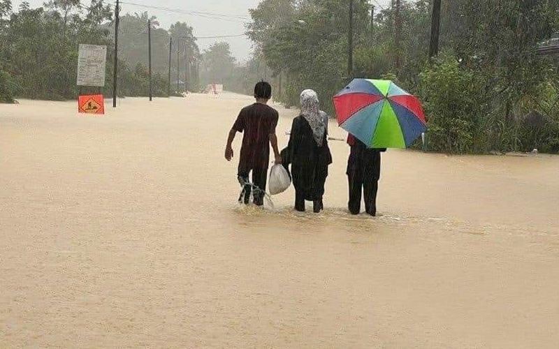 Flash Floods Due To Extraordinary Rainfall, Says Perak DID | FMT