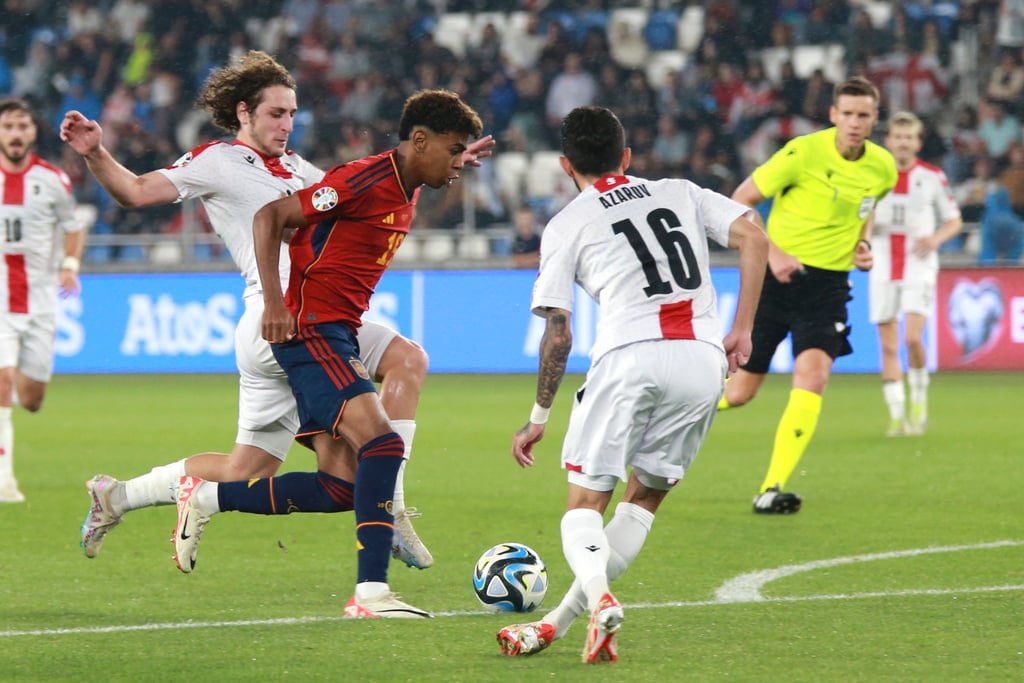 Yamal becomes Spain’s youngest player, scorer in ‘dream’ debut | FMT